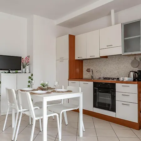 H11 2a Mare Appartement Bussana Nuova