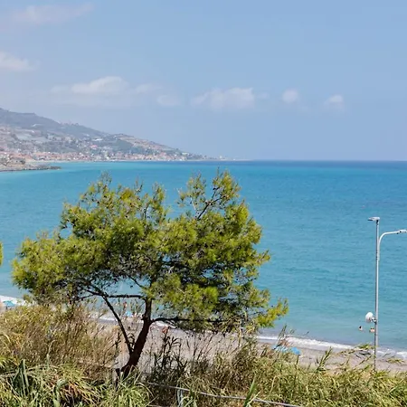 H11 2a Mare Apartment *